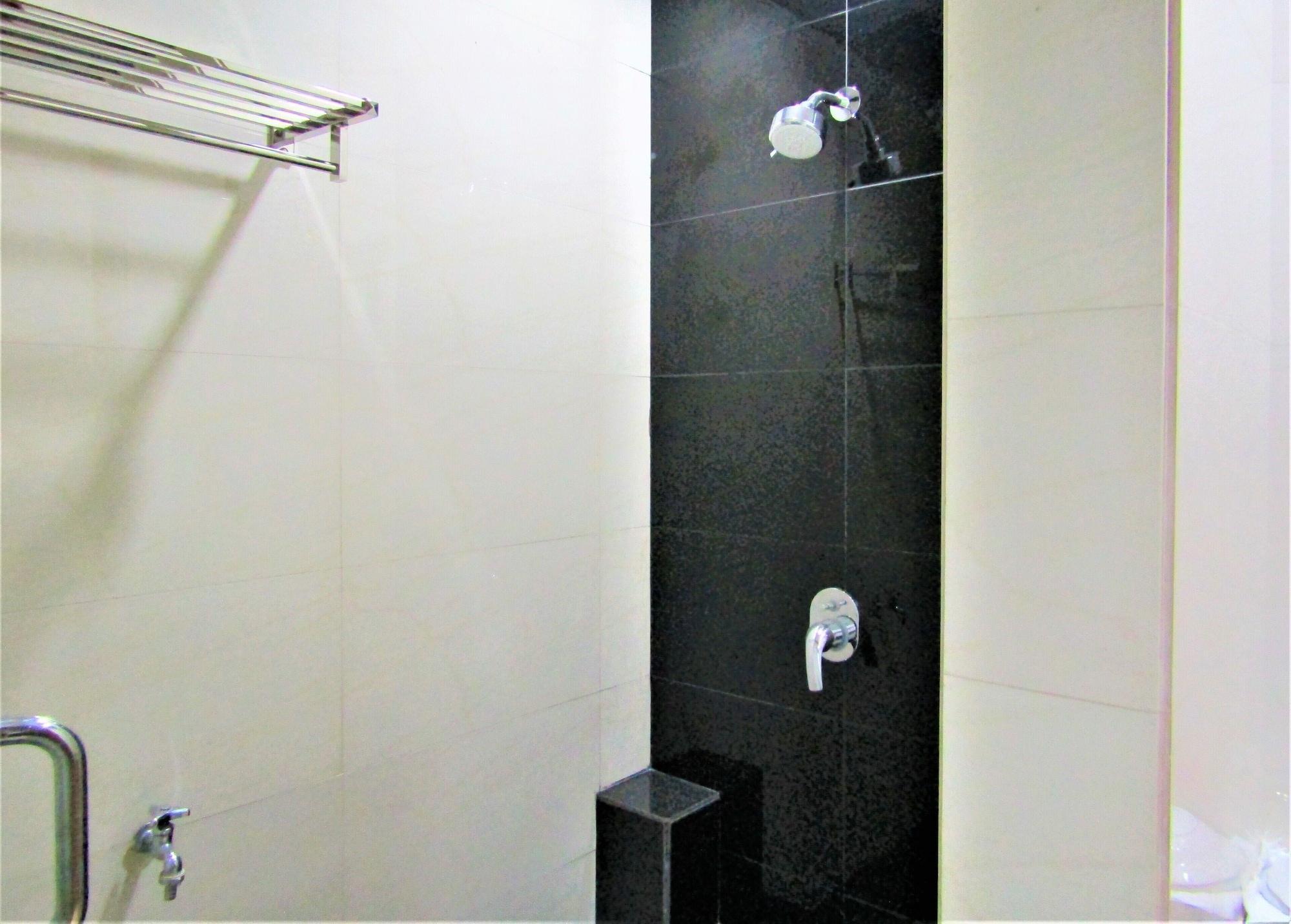 Madina Inn Jogyakarta Zewnętrze zdjęcie